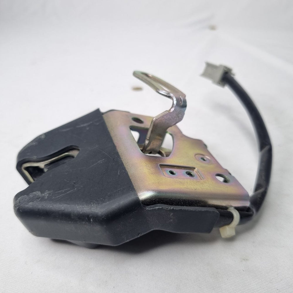 Fechadura Tampa Traseira Honda Civic 2001/2005 Usada
