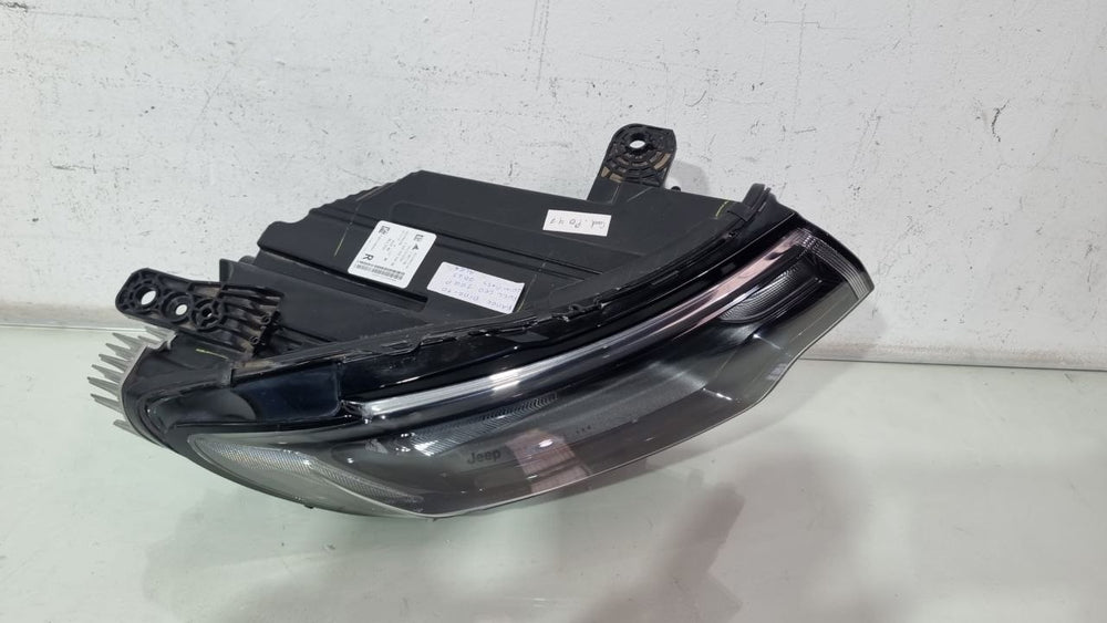 Farol Dir Full LED Jeep Compass 2023 Usado