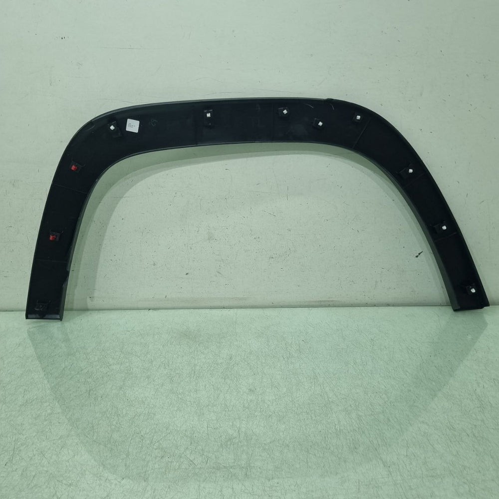 Moldura Parabarro Tras Esq Toyota Yaris Cross 25/27