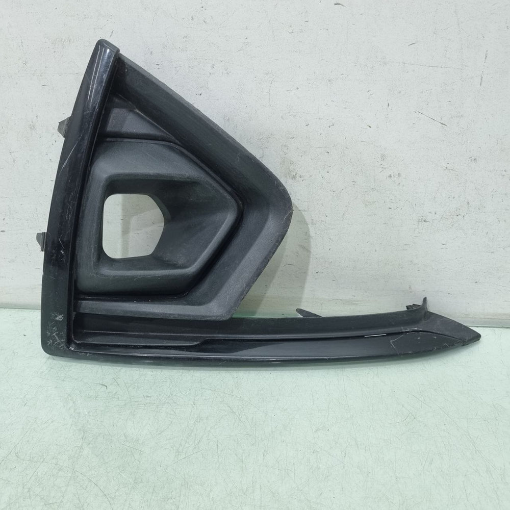 Moldura Farol Milha Dir Ford New Fiesta 2017/2019