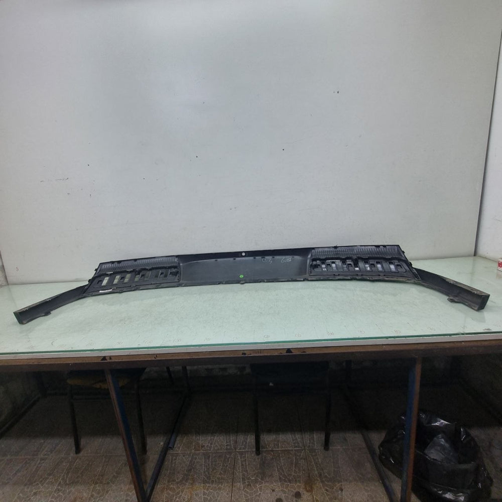 Spoiler Tras Geely Emgrand X7 2014/2026 Usado
