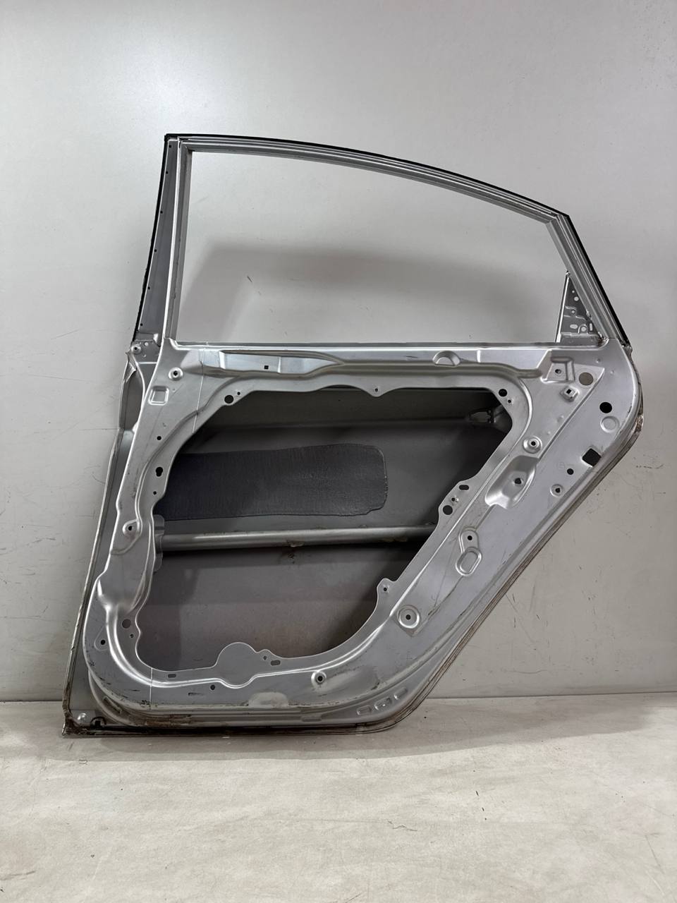 Porta Tras Dir Hyundai Sonata 2013/2018 Usada