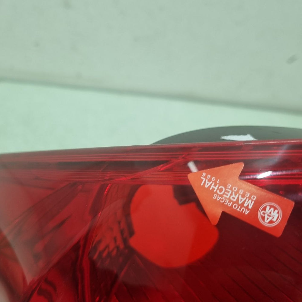 Lanterna Tras Esq Ford Ka Sedan 2015/2018 Usada