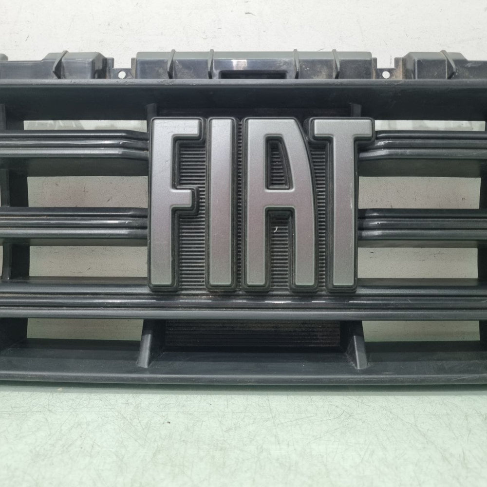 Grade Diant Fiat Doblo 2010/2018 Usada