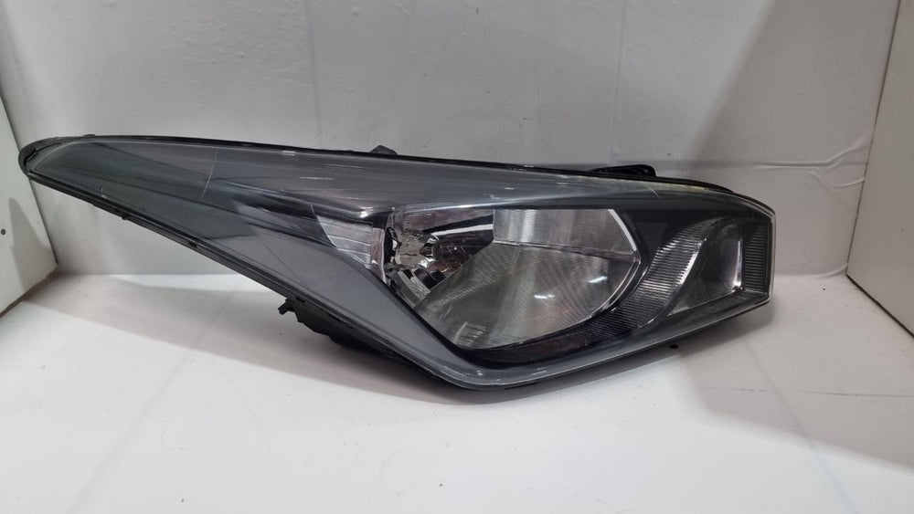 Farol Diant Dir Hyundai HB20 2013/2019 Usado