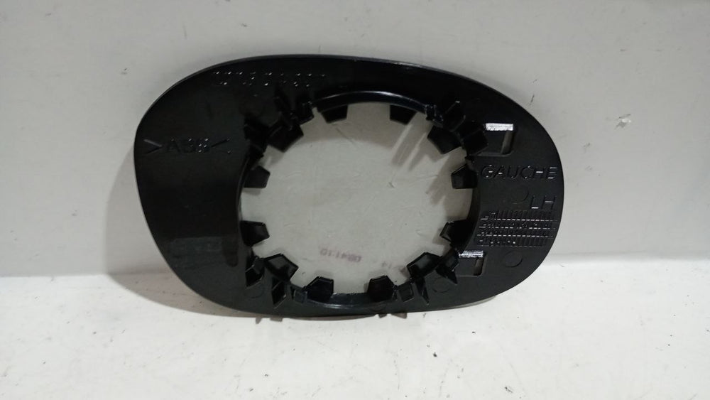 Lente Retrovisor Esquerdo Citroën/Peugeot Xsara Picasso/C3/206/207/Hoggar 1999/2015 Usado