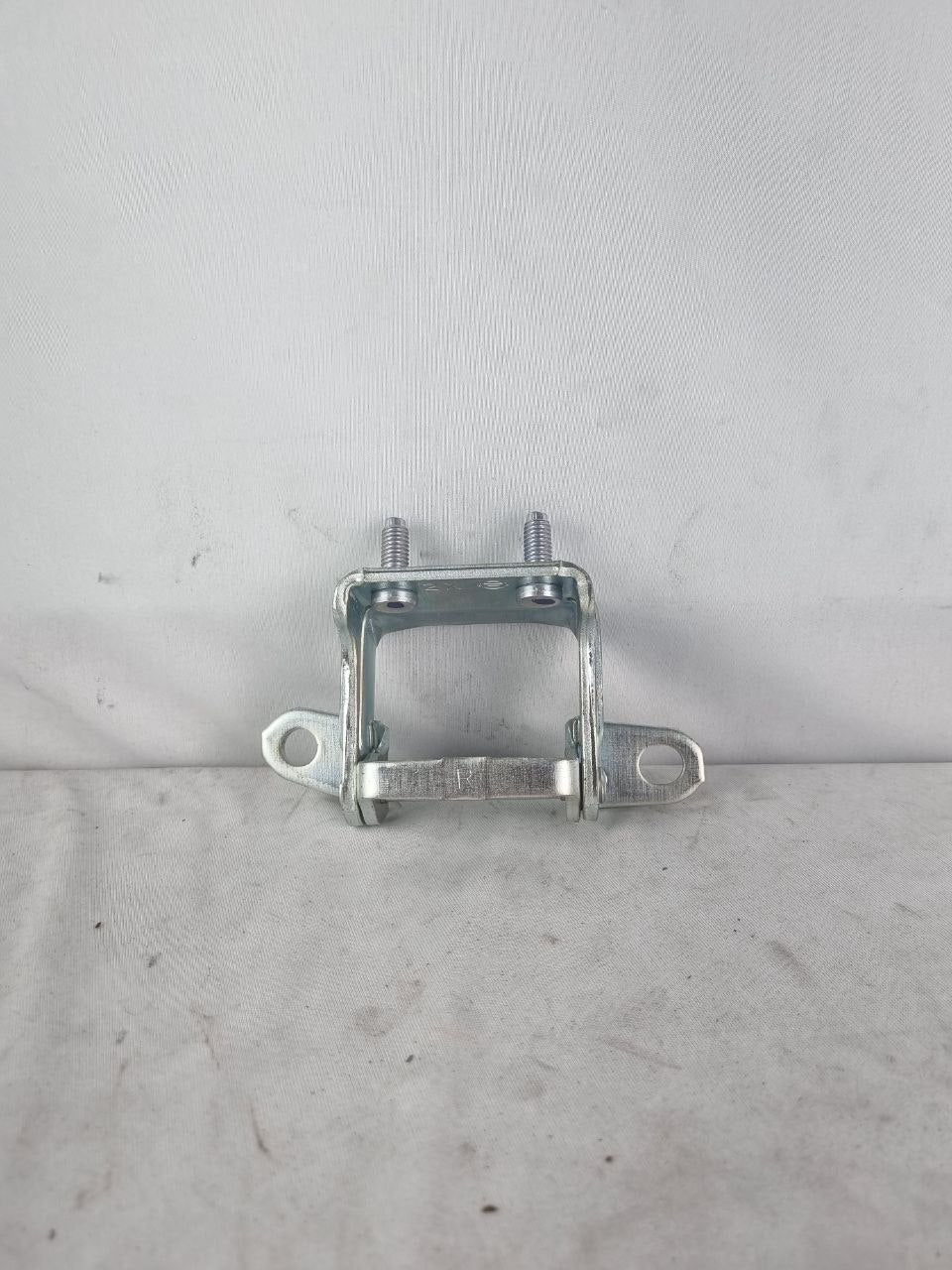 Dobradiça Superior Porta Traseira Esquerda Nissan Versa 2011/2021 Nova