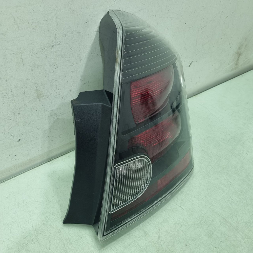 Lanterna Traseira Direita Nissan Sentra 2011 a 2013 Orig
