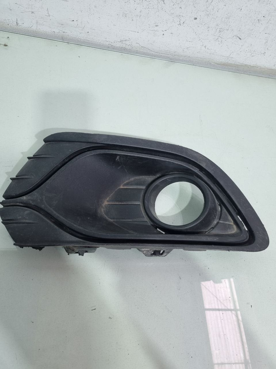 Moldura Milha Diant Esq Renault Logan 2016/2019