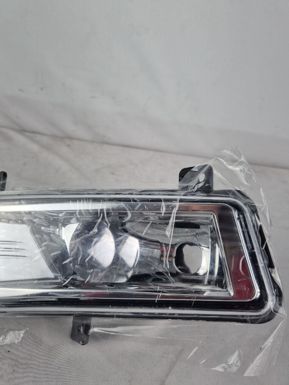 Farol de Milha Dianteiro Esquerdo Nissan Kicks 2017/2022 Novo