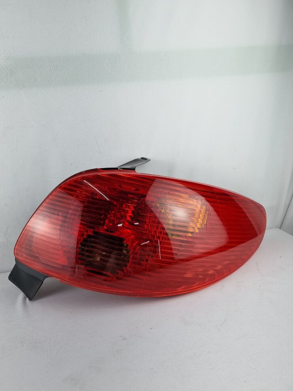 lanterna traseira direita para o Peugeot 206 Hatch (anos