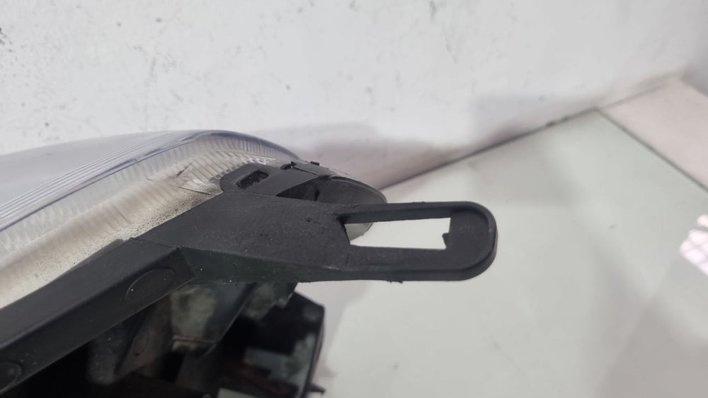 Farol Diant Dir Fiat Punto 2008/2012 Usado