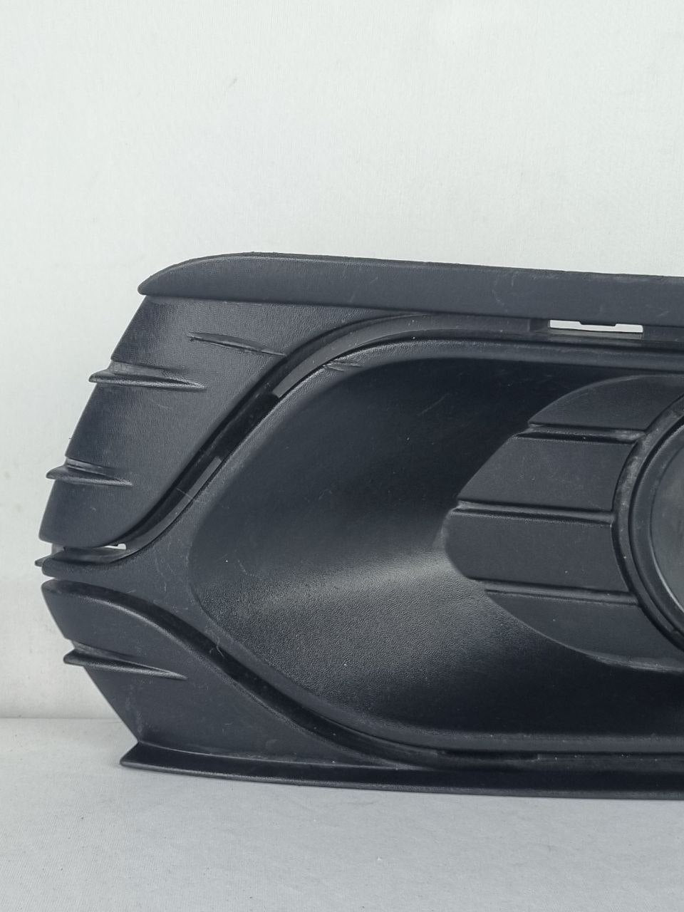 Moldura Farol Milha Diant Esq Renault Logan 2015/2018