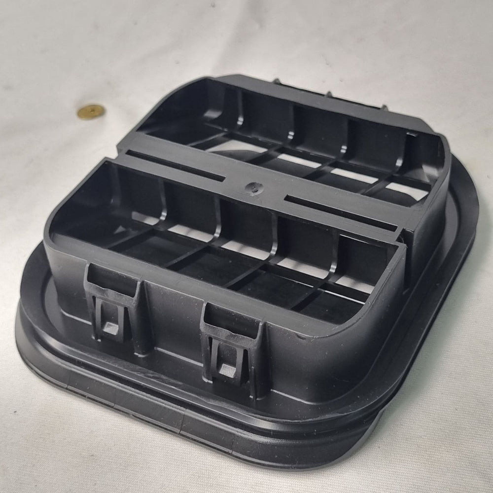 Difusor de Ar Traseiro Central Jeep Compass 2016/2022 Novo