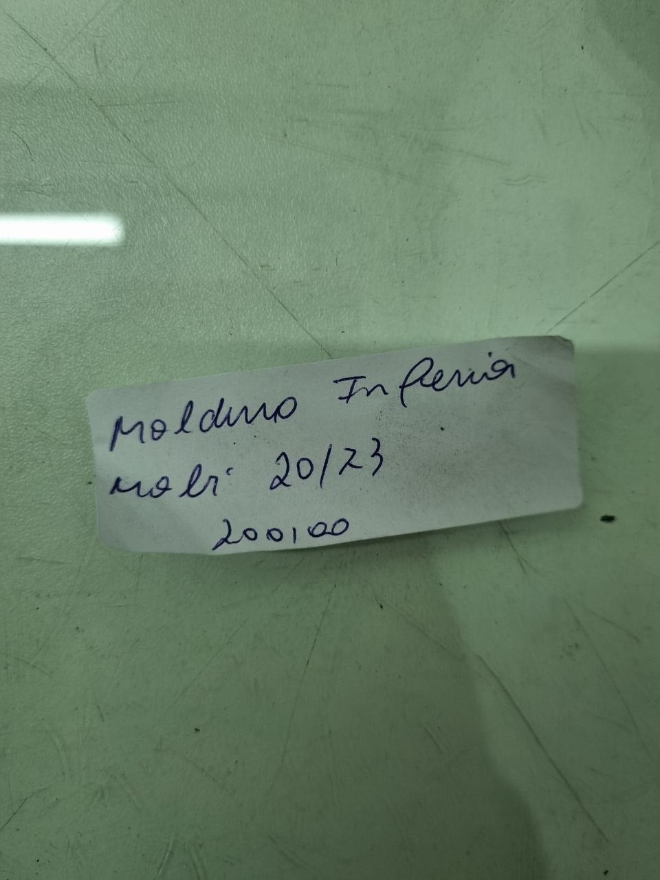 Moldura Inferior Para-choque Traseiro 2020/2023 Usado