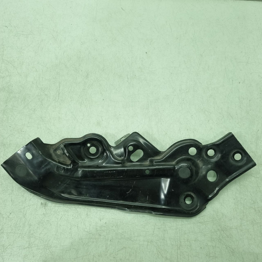 Suporte Farol Diant Esq VW Polo 2017/2022 Usado