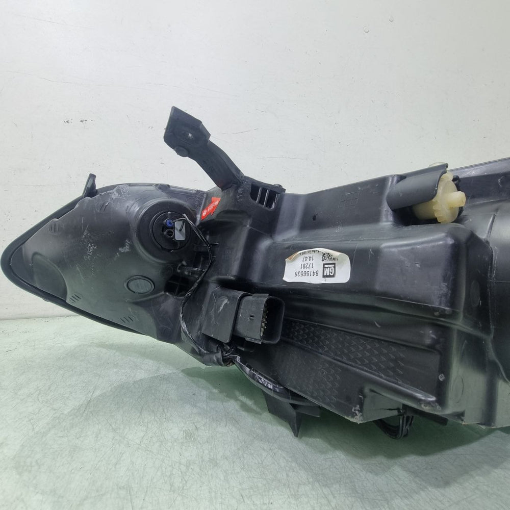 Farol Diant Esq GM Cruze 2016/2021 Usado