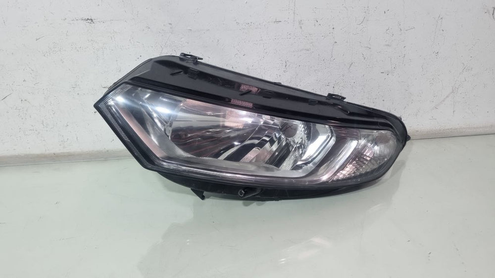 Farol Dianteiro Esquerdo Ford EcoSport 2013/2016 Usado