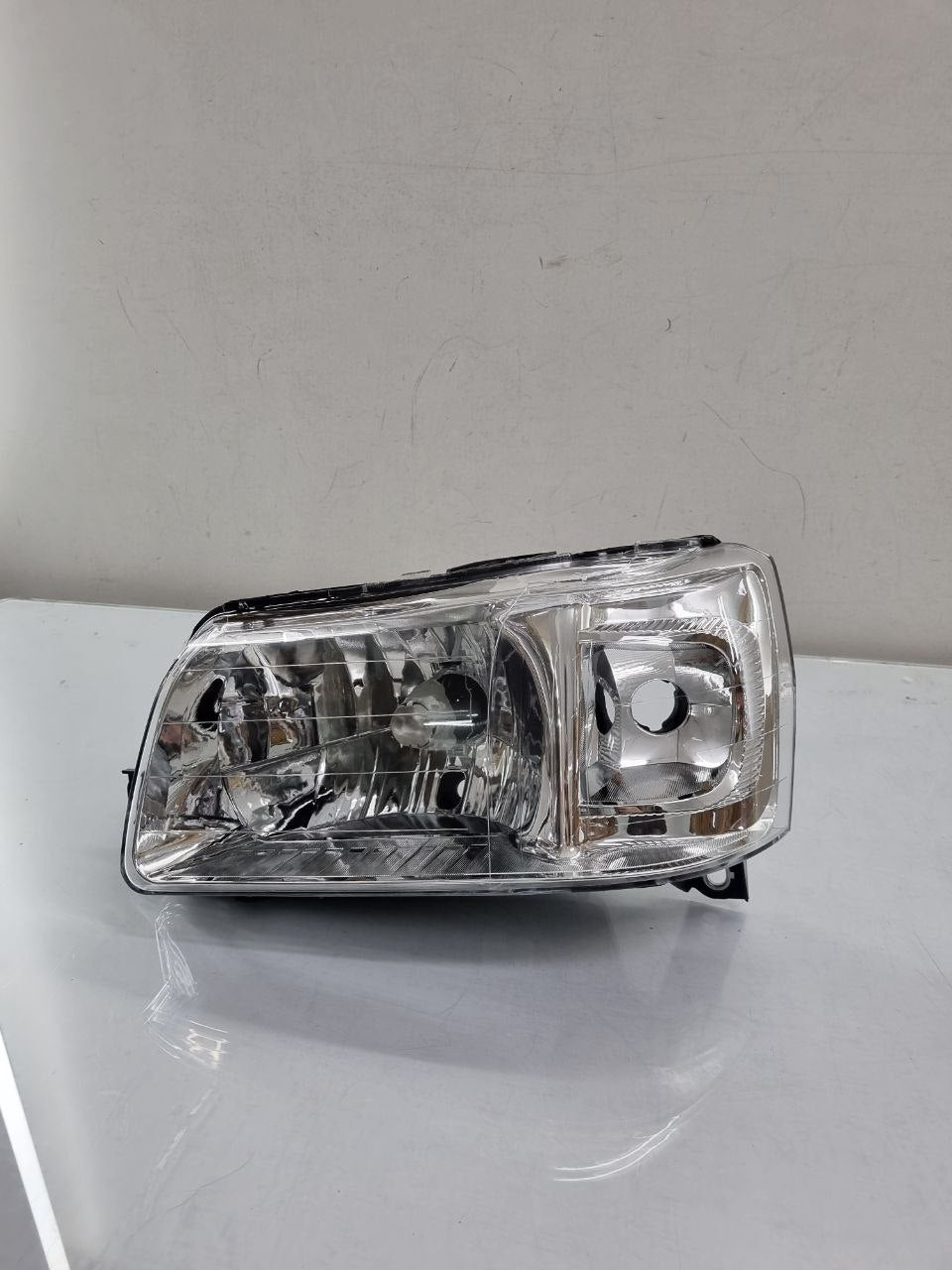 Farol Diant Esq Fiat Uno Mille 2004/2013