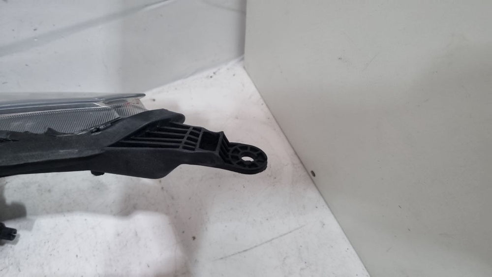Farol lado direito máscara negra Ford ka 2018 a 2022