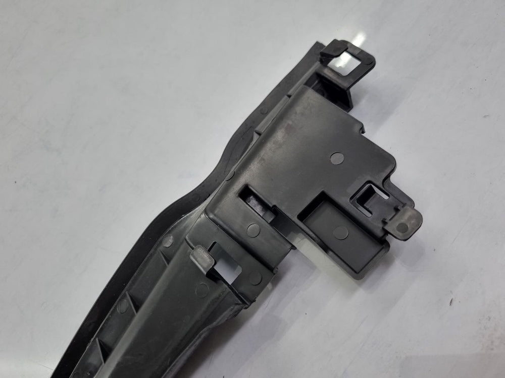 Defletor Dianteiro Duto Ar Radiador Chevrolet Cruze 2011/2014 Novo