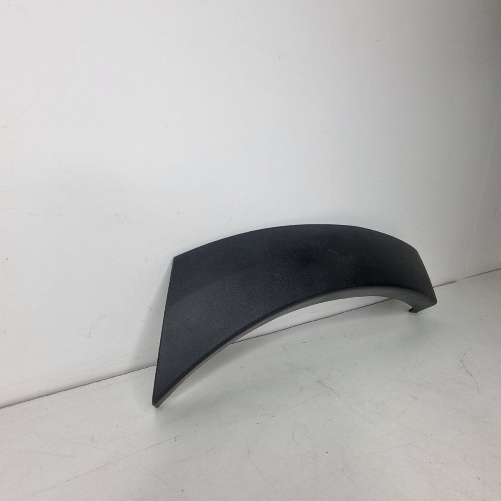 Moldura Parachoque Tras Esq Volkswagen Saveiro 2009/2016