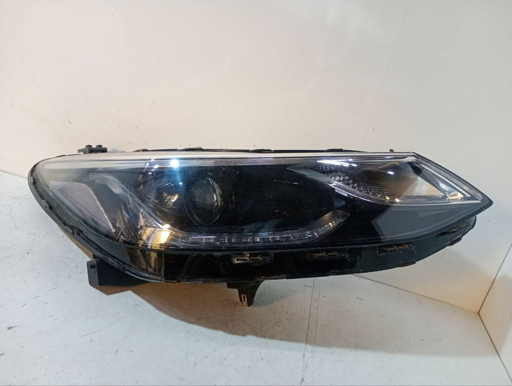 Farol lado direito com léd Chevrolet cruze 2017 a 2023