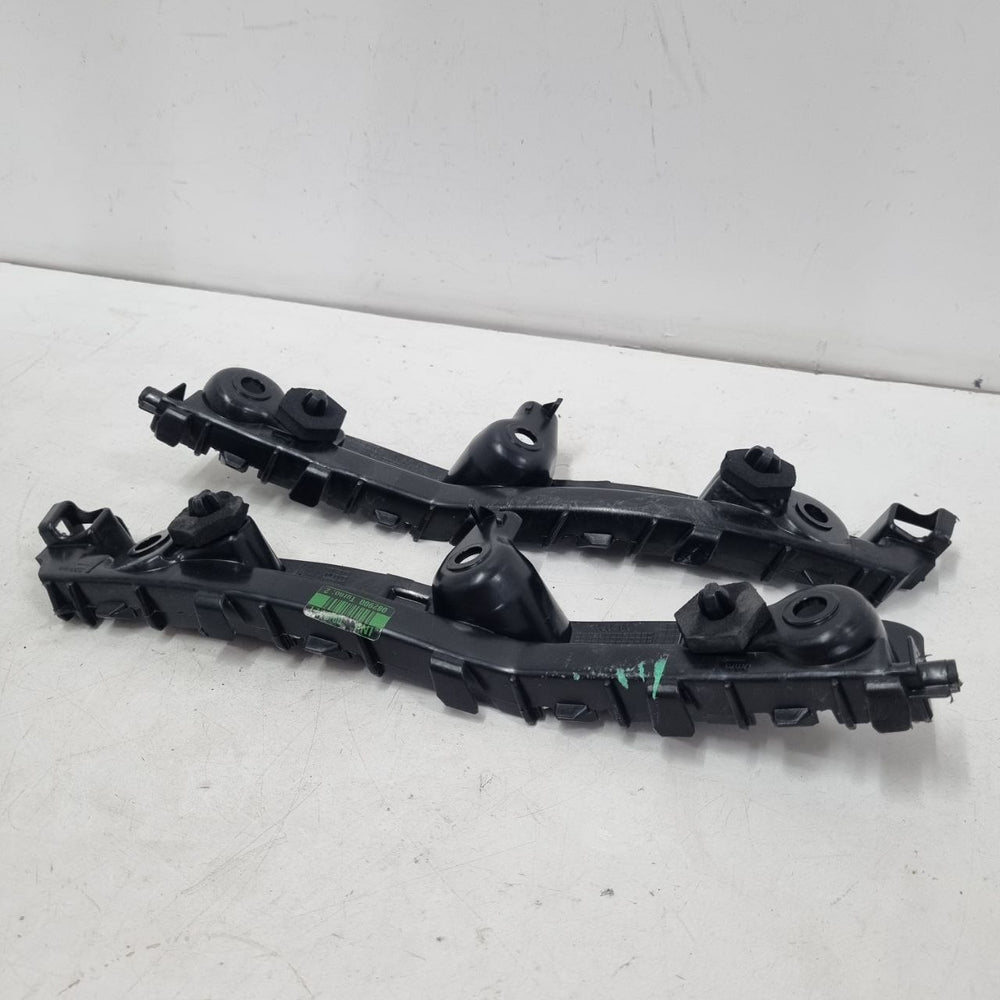 Suporte Guia Para-choque Tras Renault Captur 2017/2021