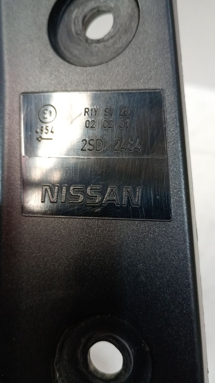 Lanterna Tras Esq Nissan Versa 2021/2025