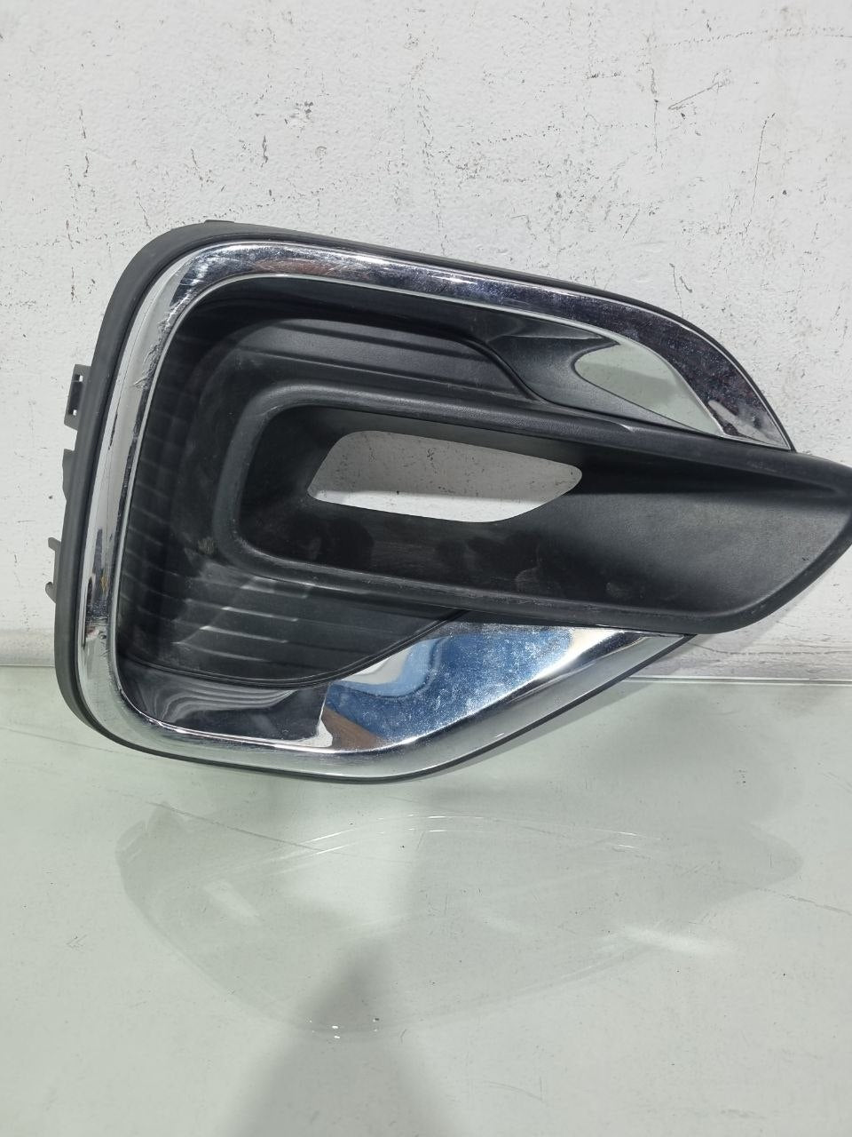 Moldura Farol de Milha Direito Fiat Pulse 2020/2023 Usado