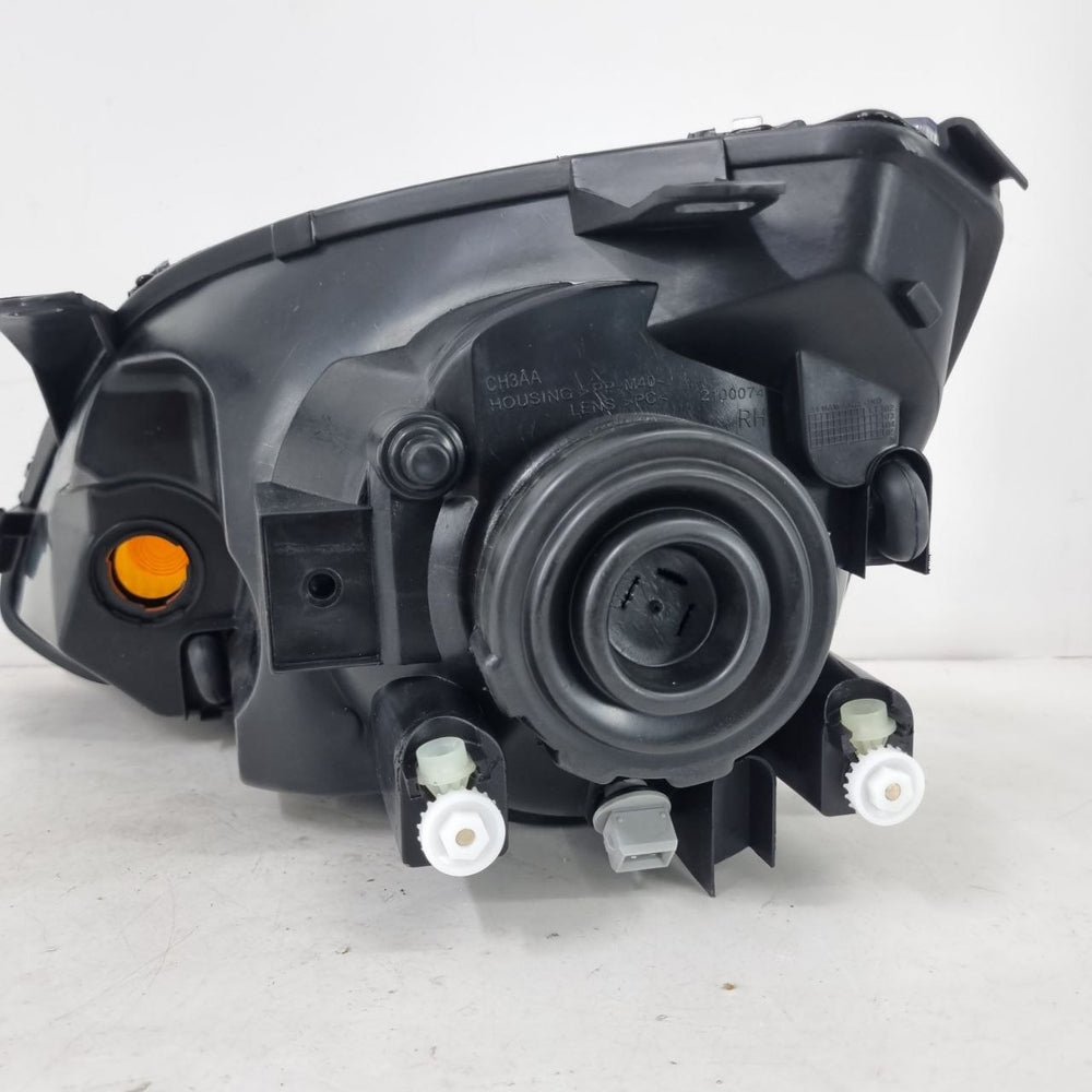 Farol Diant Dir Ford Fiesta 2003/2007