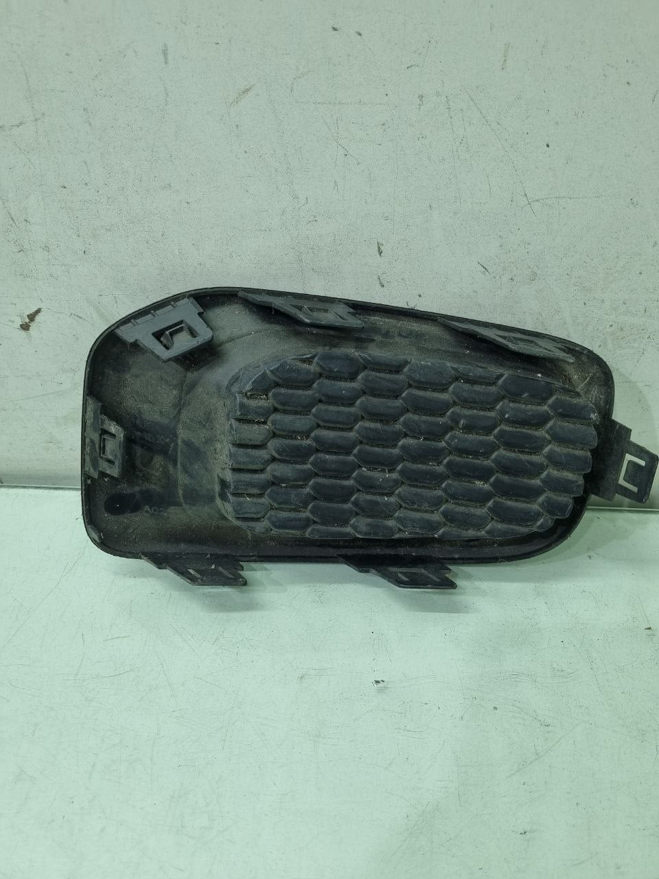 Moldura Grade Neblina Jeep Renegade 2017/2020 Usado
