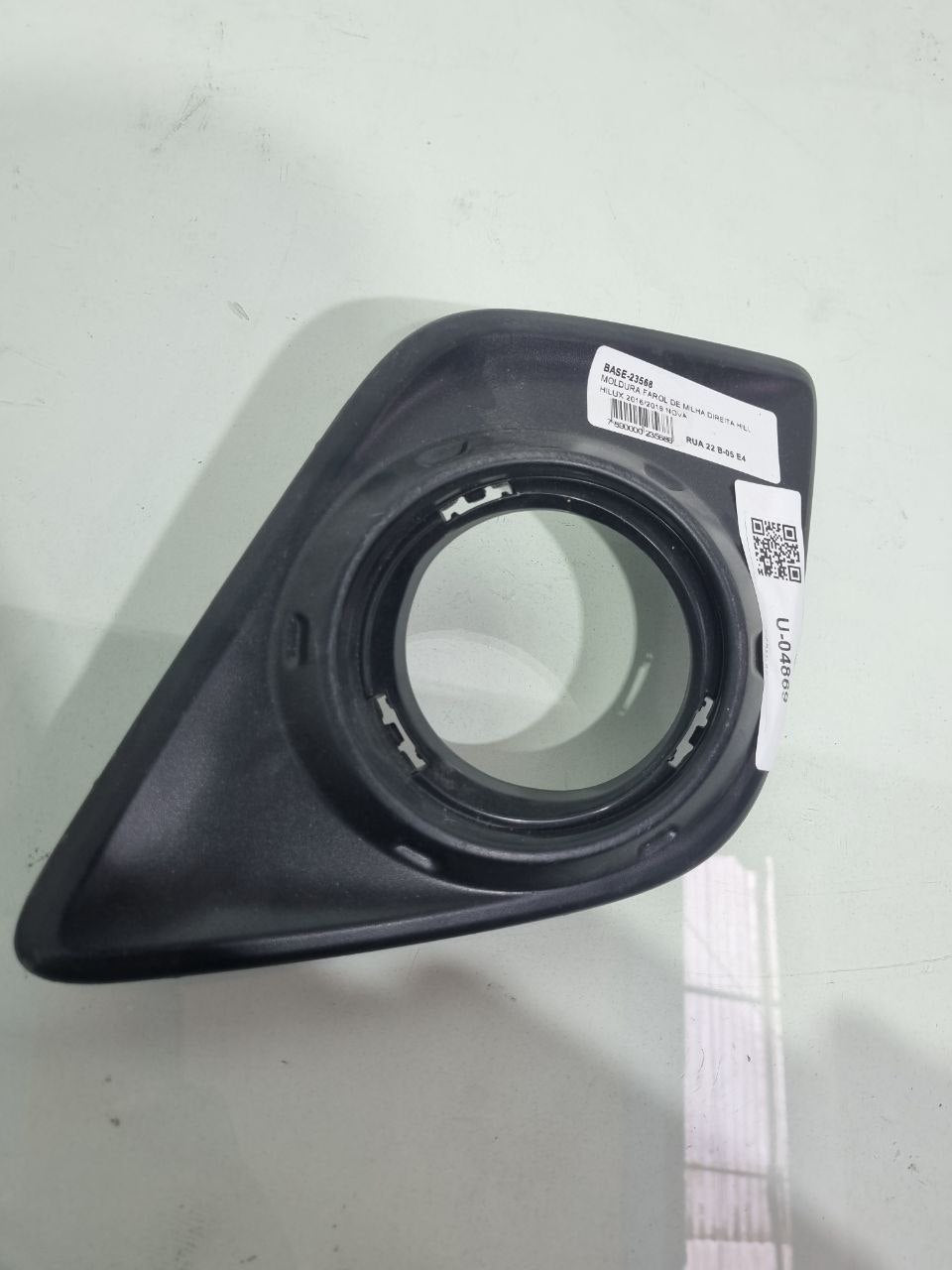 Moldura Farol de Milha Diant Dir Toyota Hilux 2016/2019