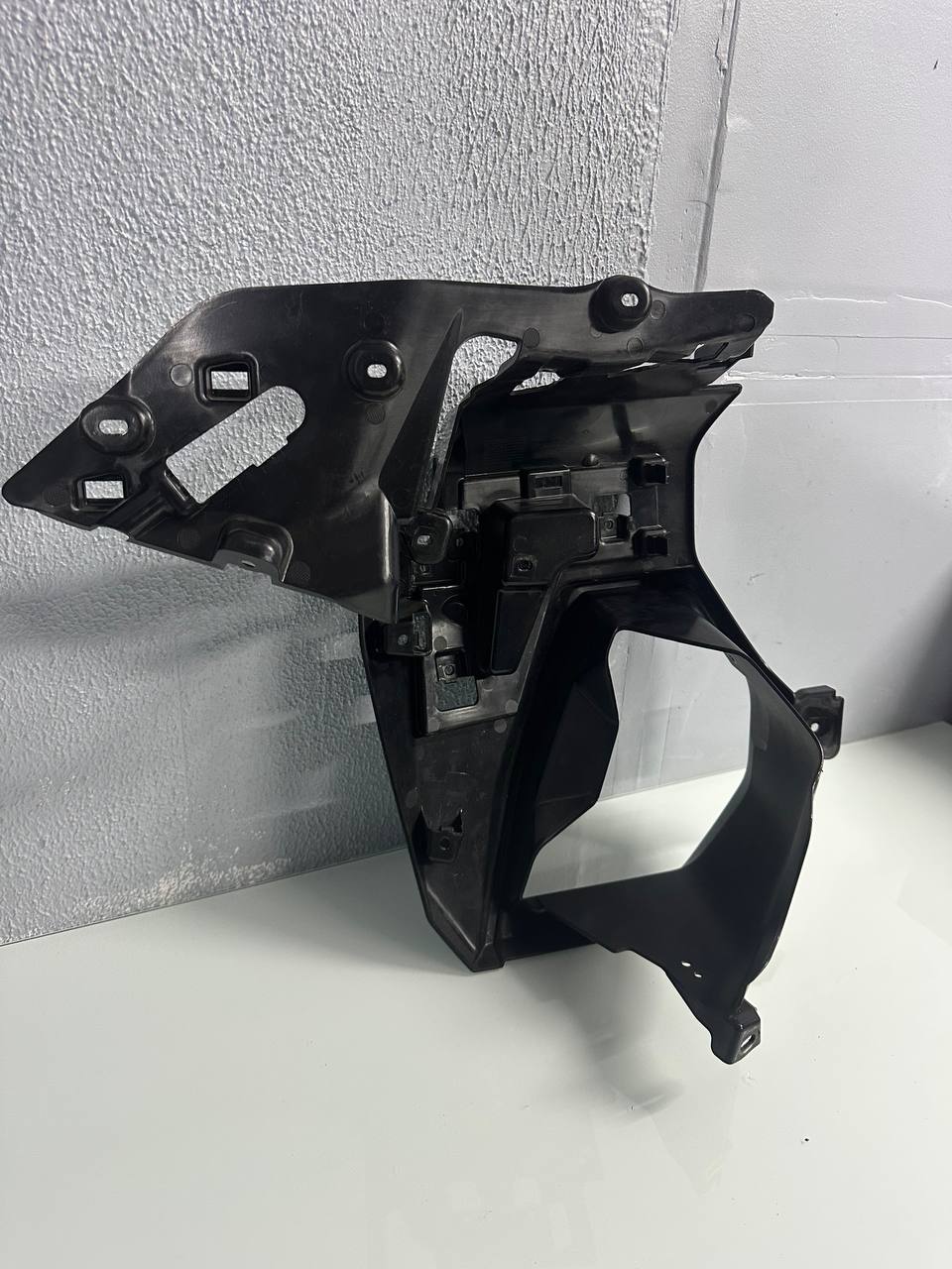 Duto Exaustão Ar Direito BMW R 1300 GS Adventure 2023/2026