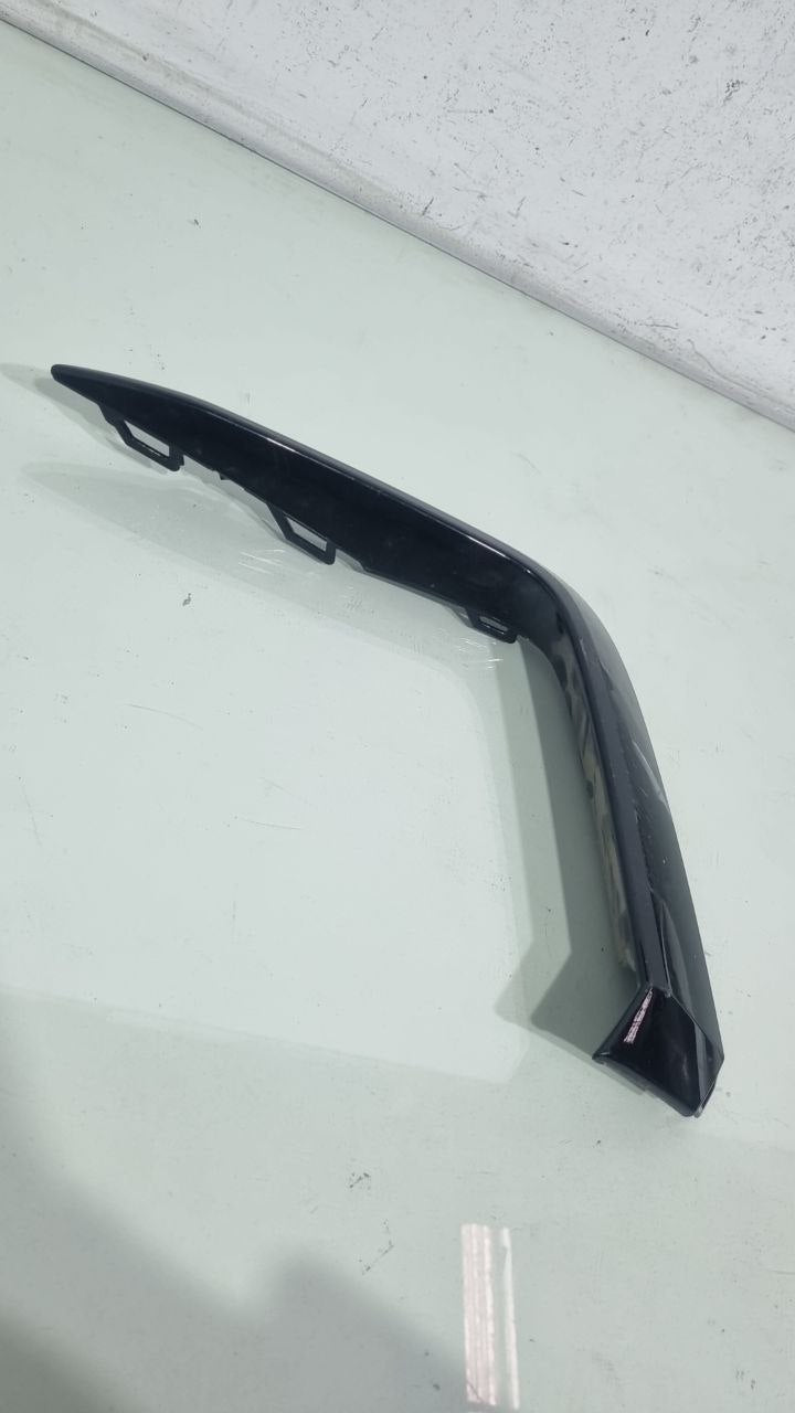 Moldura Diant Esq Cibie Volkswagen Taos 2021/2023