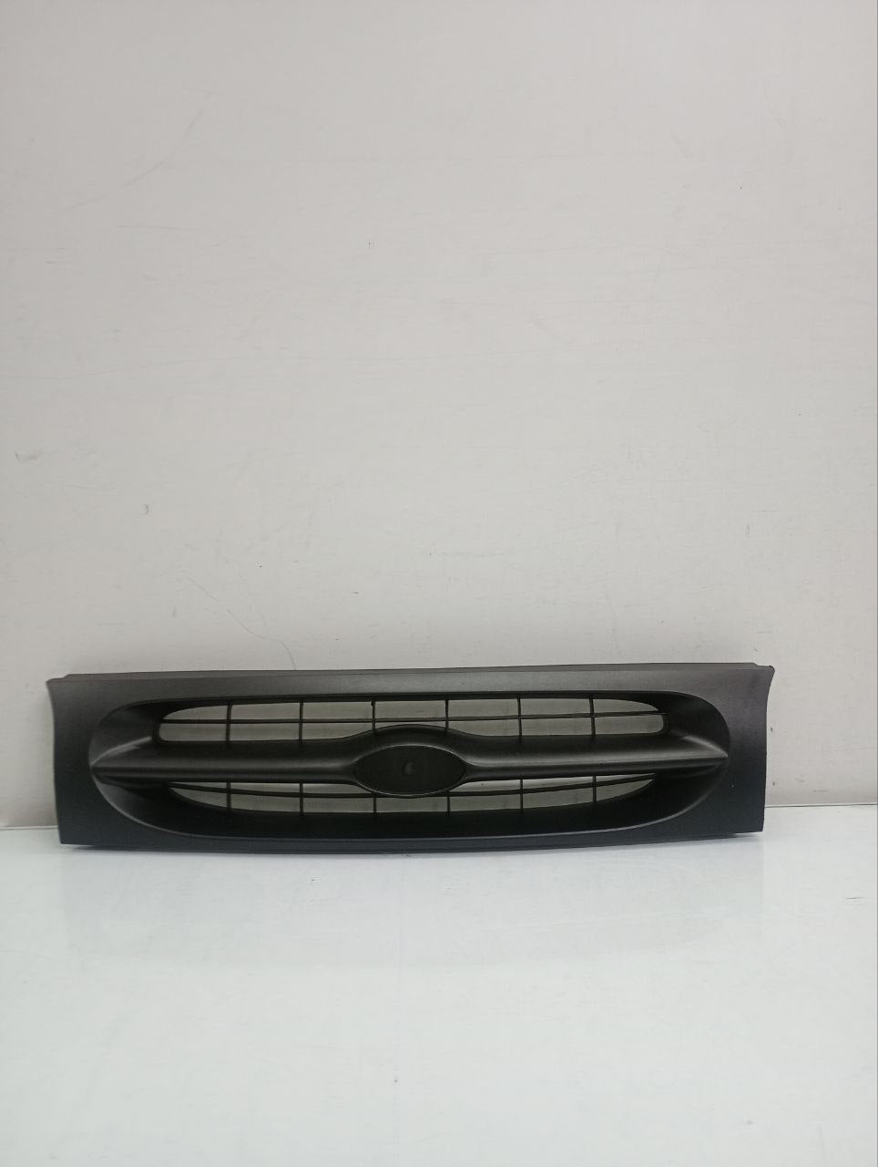 Grade Dianteira Superior Ford Courier 1996/2013