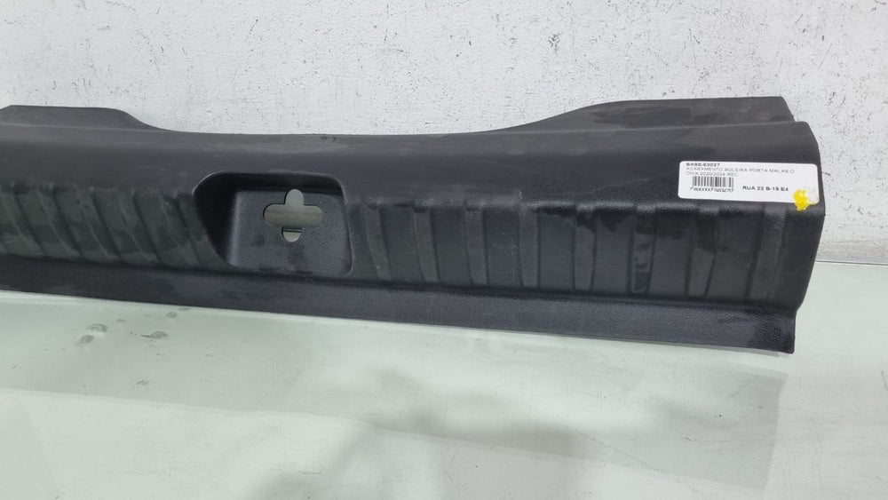 Acabamento Soleira Porta Malas Chevrolet Onix 2020/2024