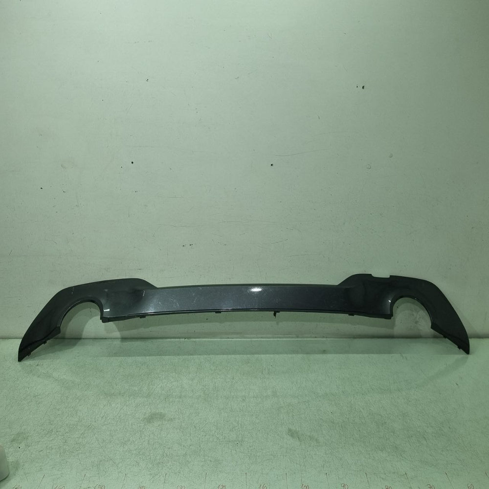 Spoiler Inferior Traseiro BMW 320i 2019/2023 Usado
