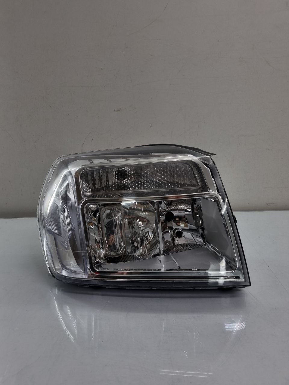 Farol Direito Ranger 2010/2012