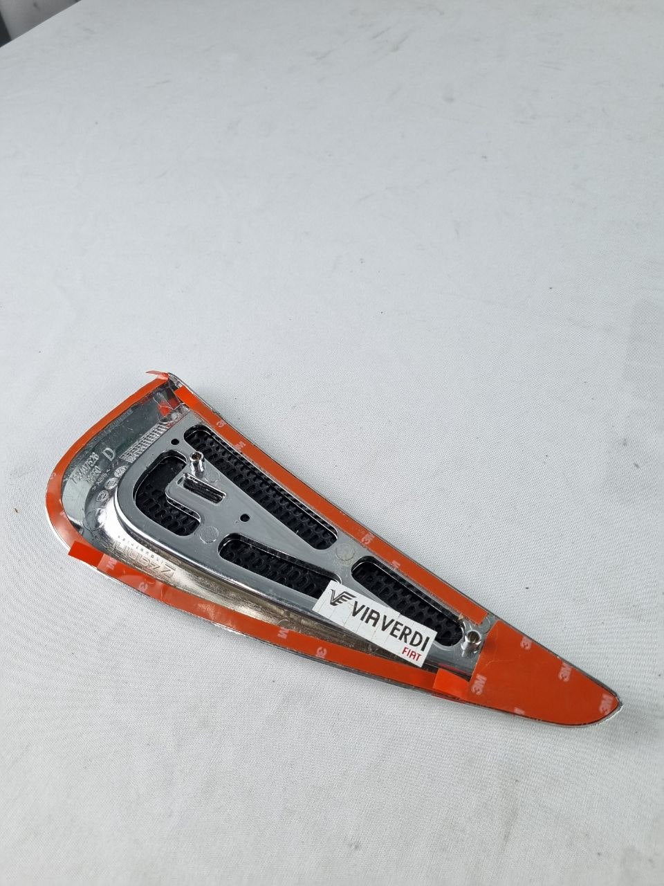Moldura Cromada Paralama Diant Esq Fiat Palio Sporting 2012/2018