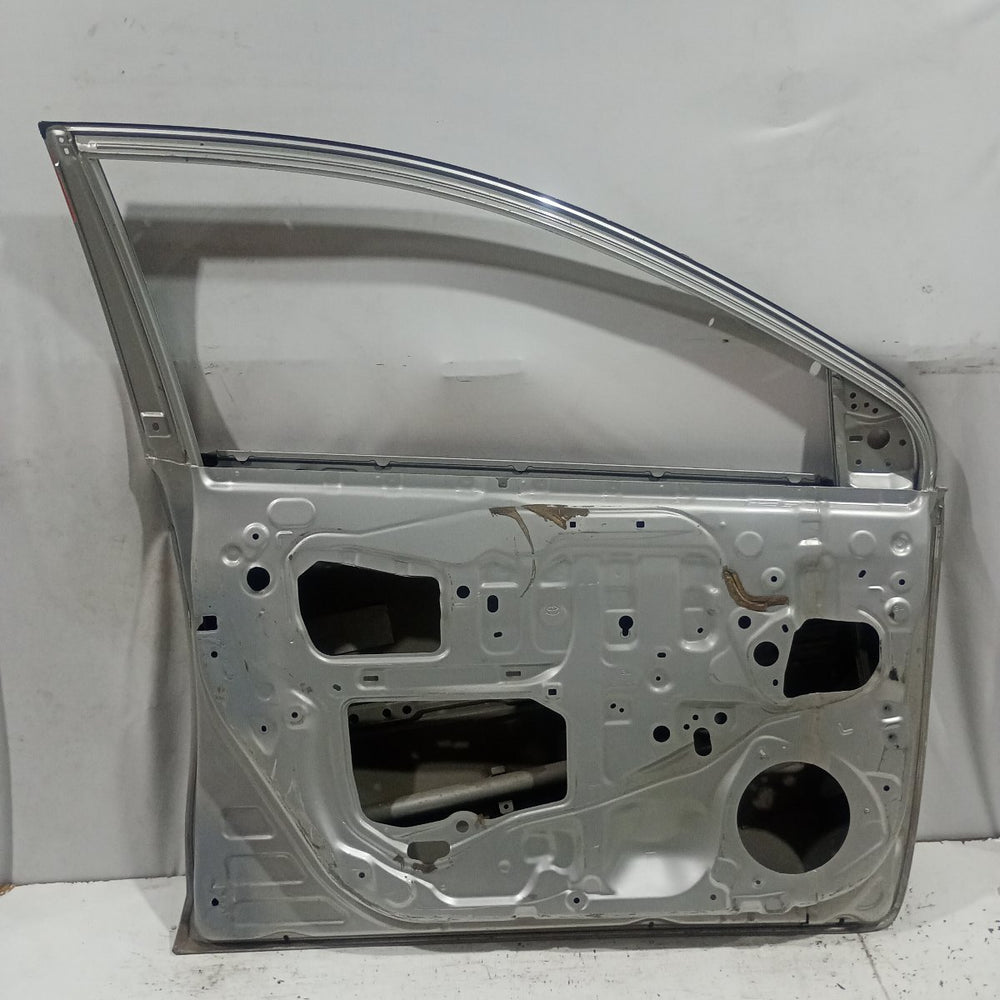 Porta Diant Esq Toyota Corolla 2014/2018