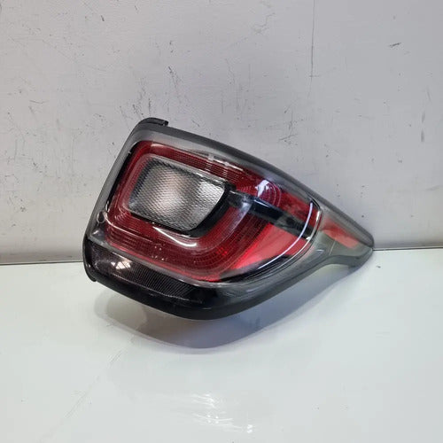Lanterna Direita C/mascara Negra Fiat Strada 2020/2024 Direito/passageiro Cristal
