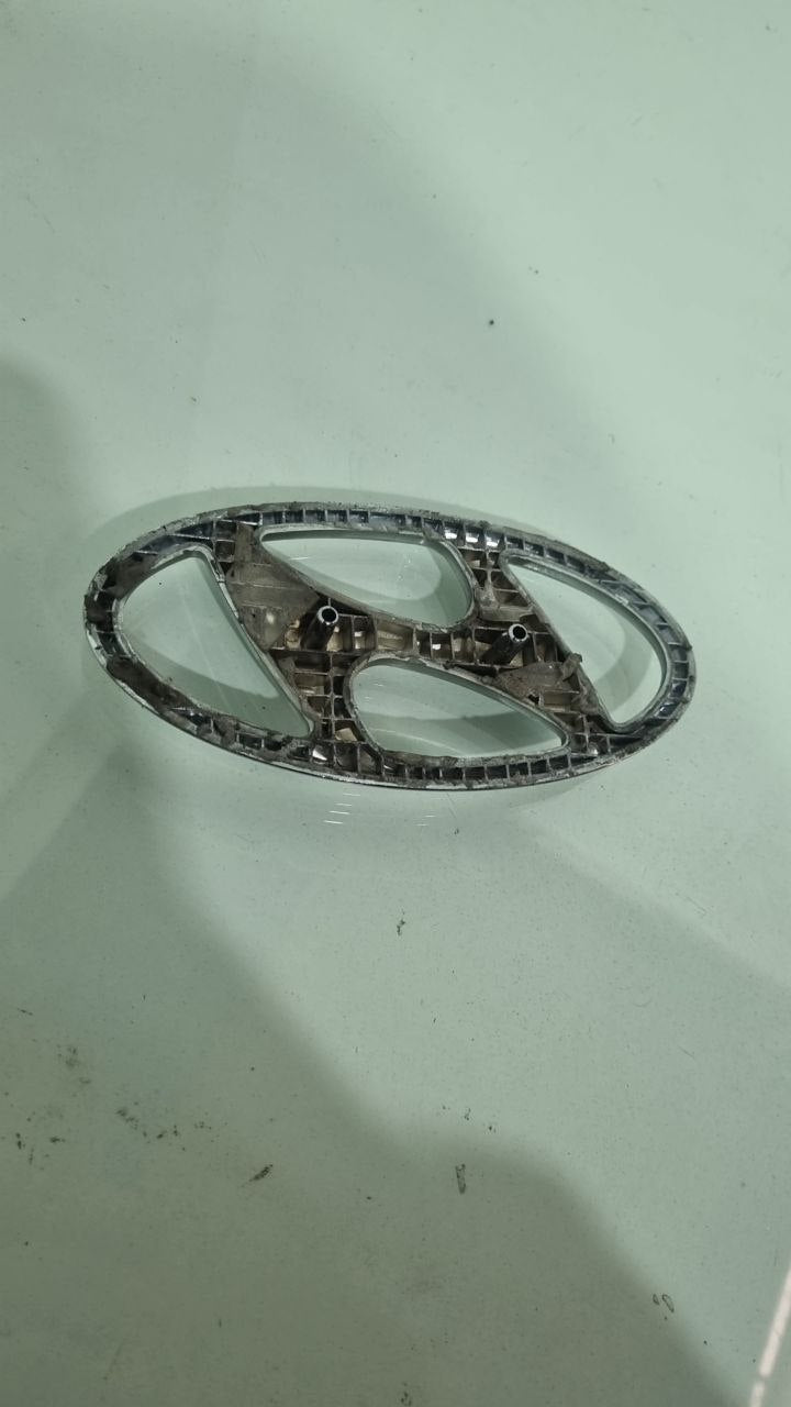 Emblema Diant/Tras Hyundai