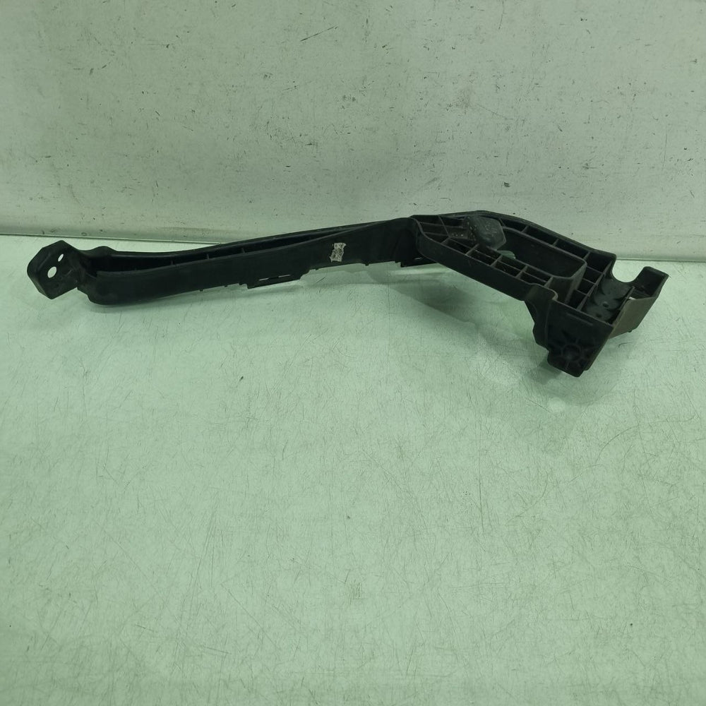 Guia Farol Diant Dir Honda HRV 2019/2022 Usado