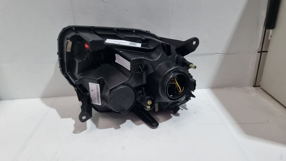 Farol Diant Esq Renault Duster 2017/2024 Usado