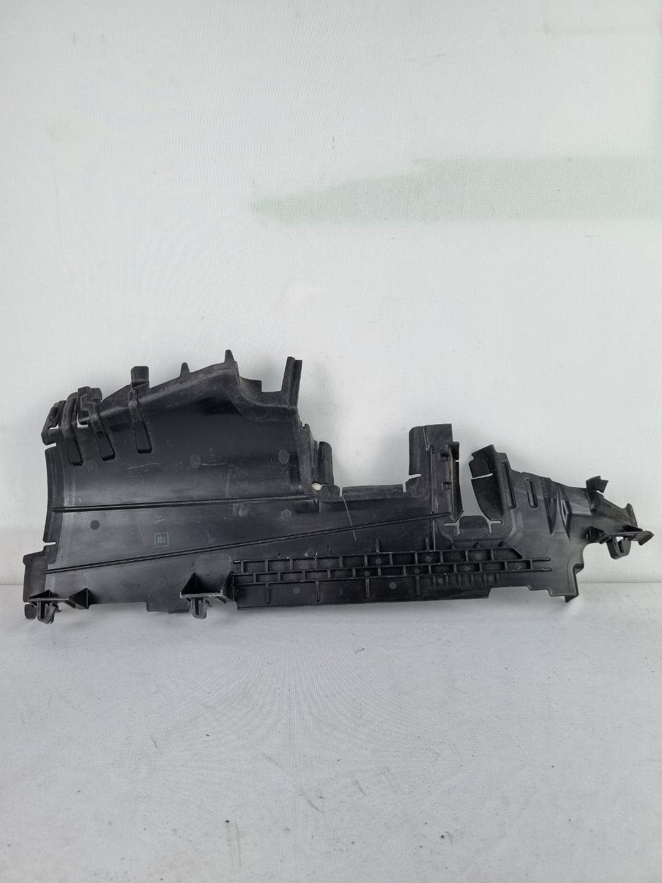 Defletor Ar Radiador Esq Volkswagen Golf 2013/2020