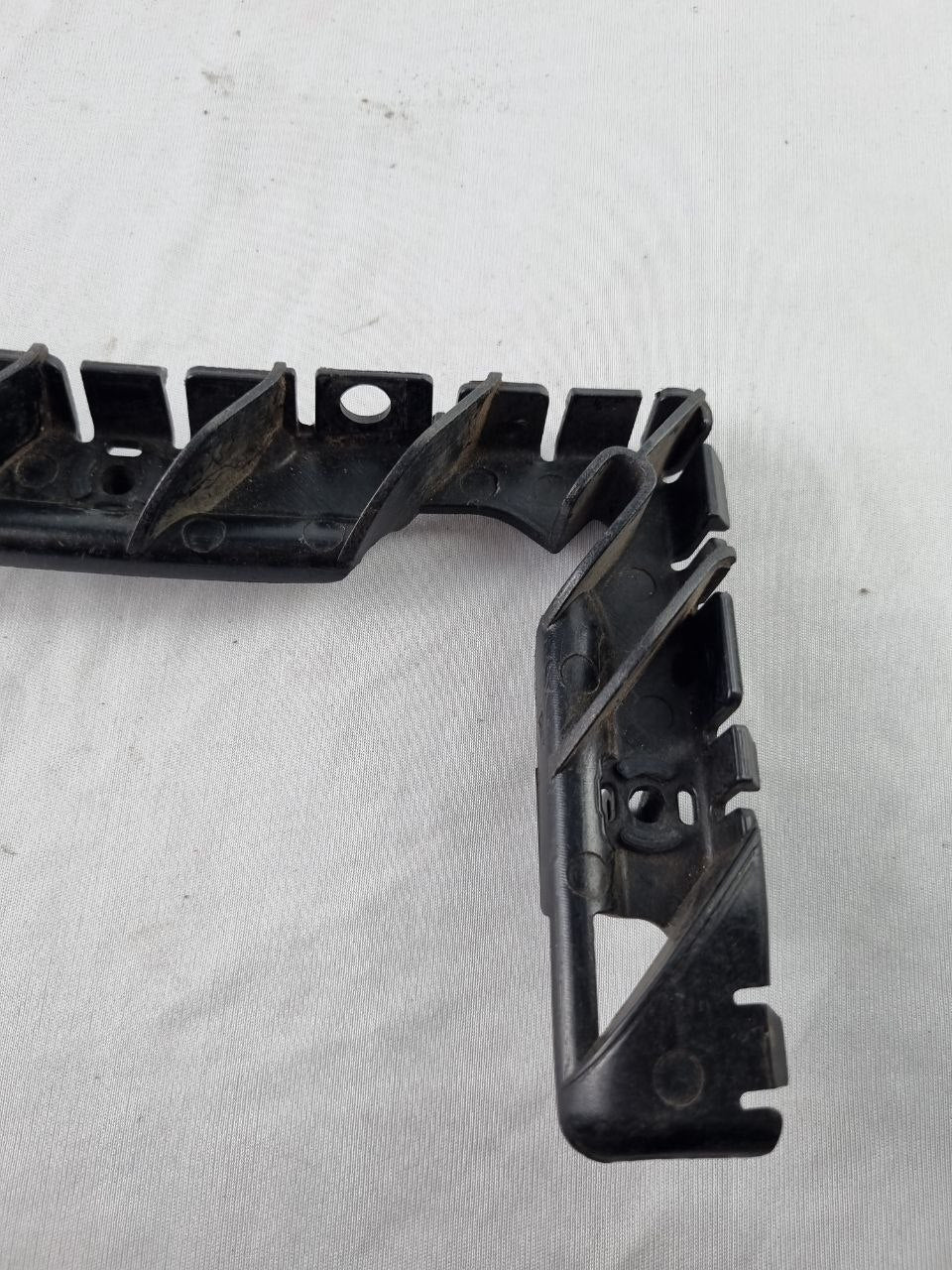 Suporte Lat Para-choque Diant Dir Ford Ranger 2005/2011