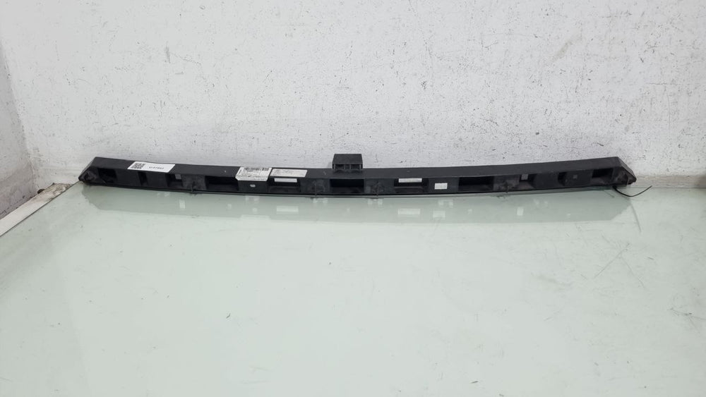 Guia Parachoque Tras Volkswagen Fox 2015/2022