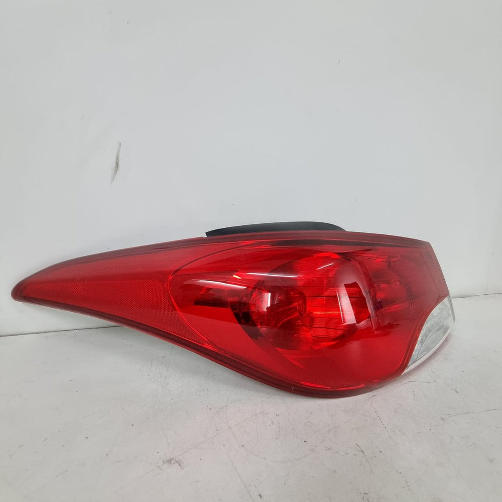 Lanterna Esquerda Elantra 2010/2015