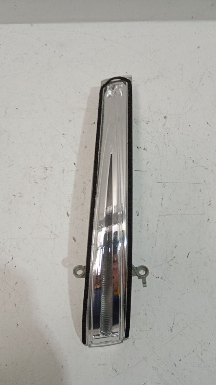 Pisca Retrovisor Direito Hyundai Azera 2012/2016 Usado